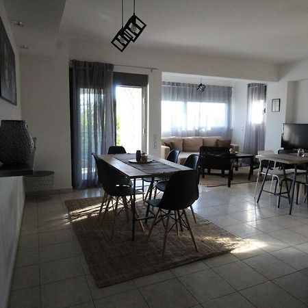 Lovely 2-Bedroom Apartment Atény Exteriér fotografie